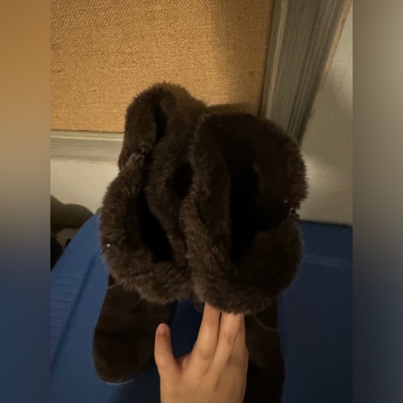 Fur boots - Picture 4 of 8